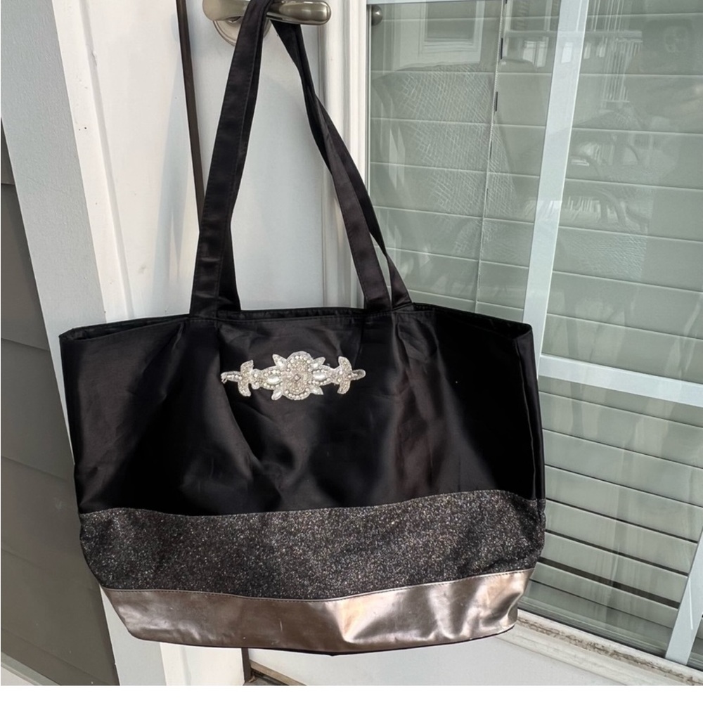 Perfumania Glitter Tote Bag with a Touch of Sparkle ✨